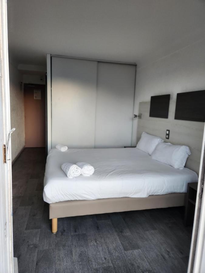 Logis Hotel Restaurant Les Charmettes Argelès-sur-Mer Exteriör bild